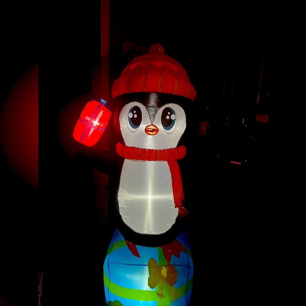 5 ft Penguin inflatable with gift boxes